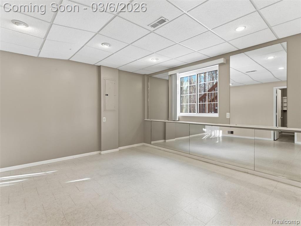 5966 Augusta Lane, Grand Blanc, MI 48439 — Photo 22