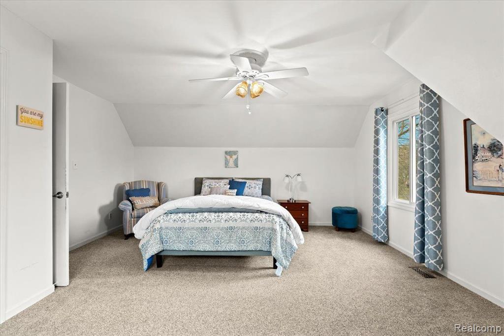 80 GROVELAND Drive, Howell, MI 48843 — Photo 16