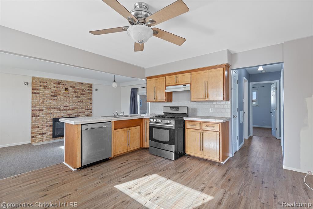 12253 Marla Drive, Warren, MI 48088 — Photo 11