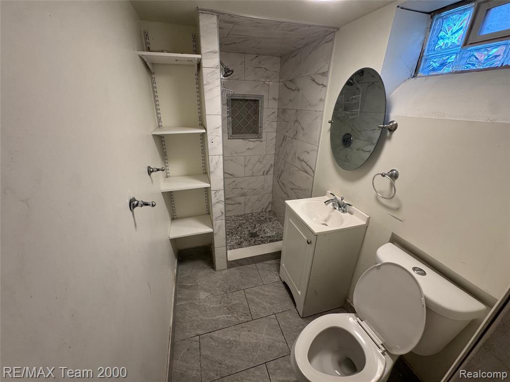 8401 Nightingale Street, Dearborn Heights, MI 48127 — Photo 10
