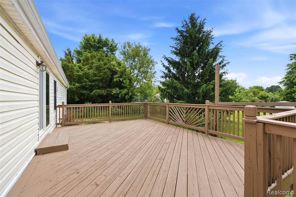 4420 Dublin Road, Burton, MI 48529 — Photo 39