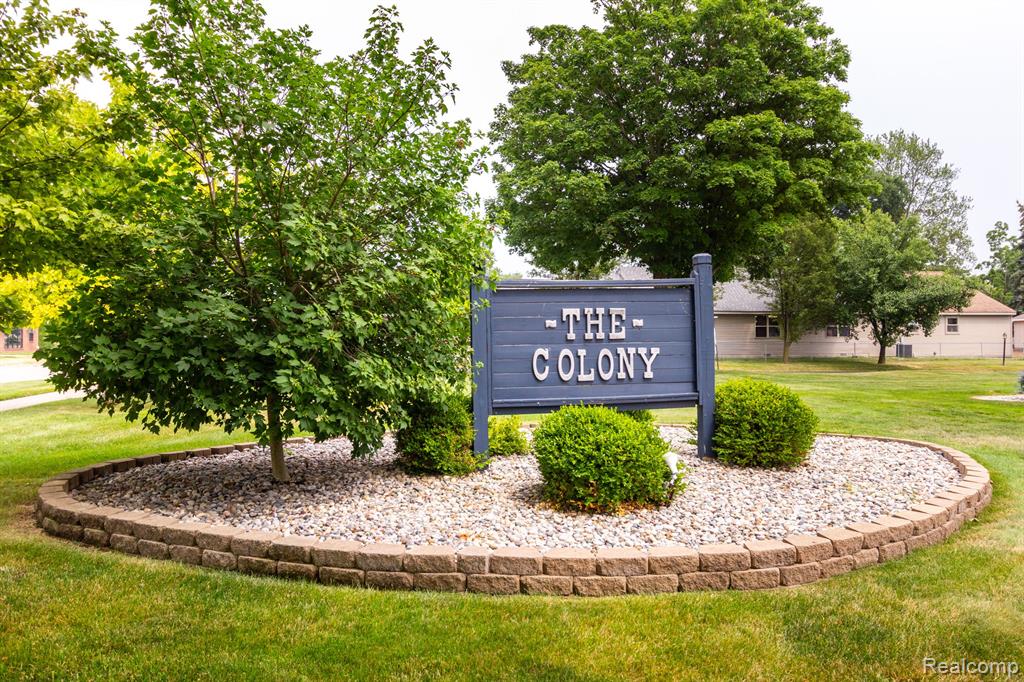 8337 Colony Drive, 1, Grosse Ile, MI 48138 — Photo 30