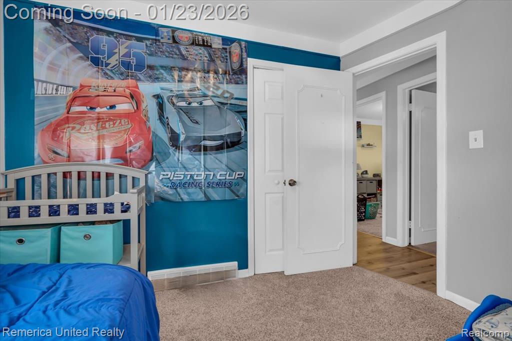 570 Cardwell Street, Garden City, MI — Photo 15