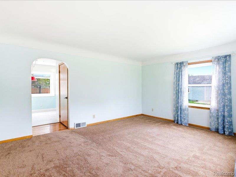 87 Connecticut Avenue, Marysville, MI 48040 — Photo 7