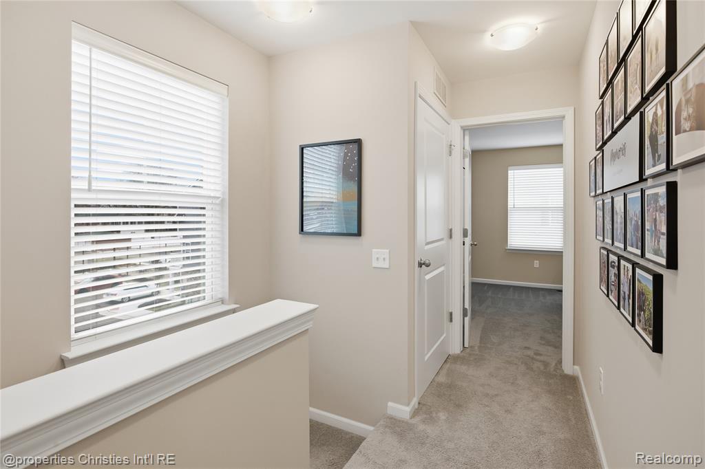 401 Jeff Keeton Drive, 40, Hazel Park, MI 48030 — Photo 14