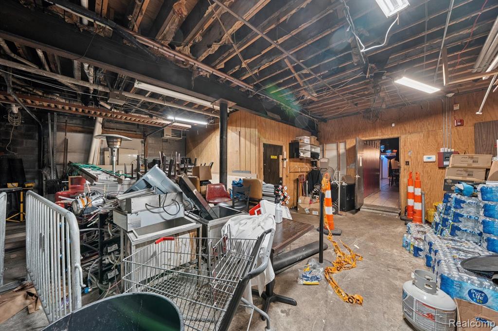 9819 Conant Street, Hamtramck, MI 48212 — Photo 33