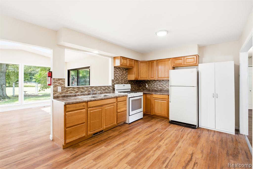 4181 Maes Drive, Port Huron, MI 48060 — Photo 10