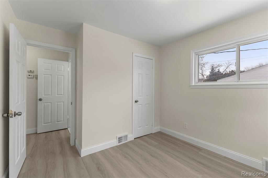 9608 Lenore, Redford, MI 48239 — Photo 18
