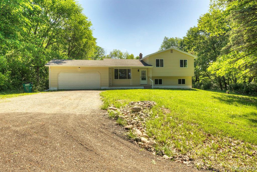 9600 Oakhurst Road, Holly, MI 48442 — Photo 33