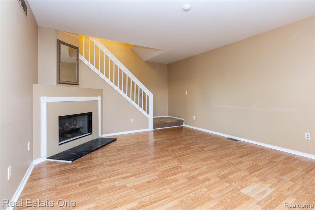 1891 Vine Way Drive, 33, Canton, MI 48188 — Photo 11