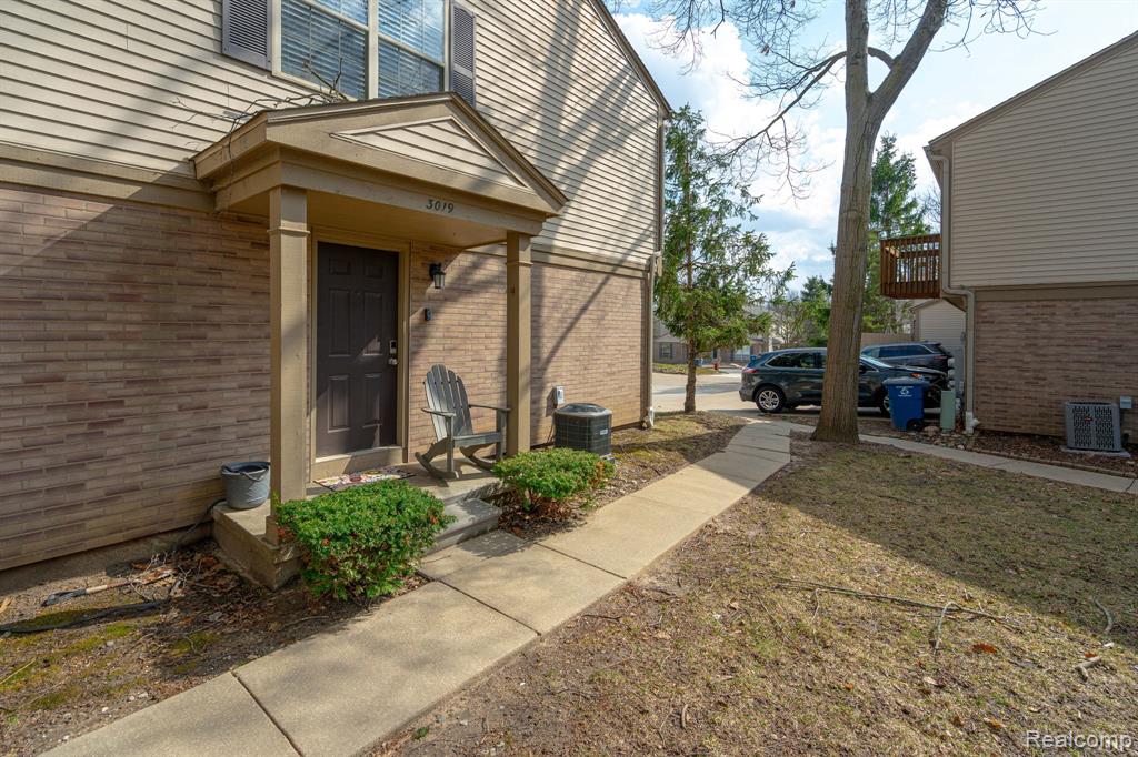 3019 Forest Creek Court, Ann Arbor, MI 48108 — front exterior