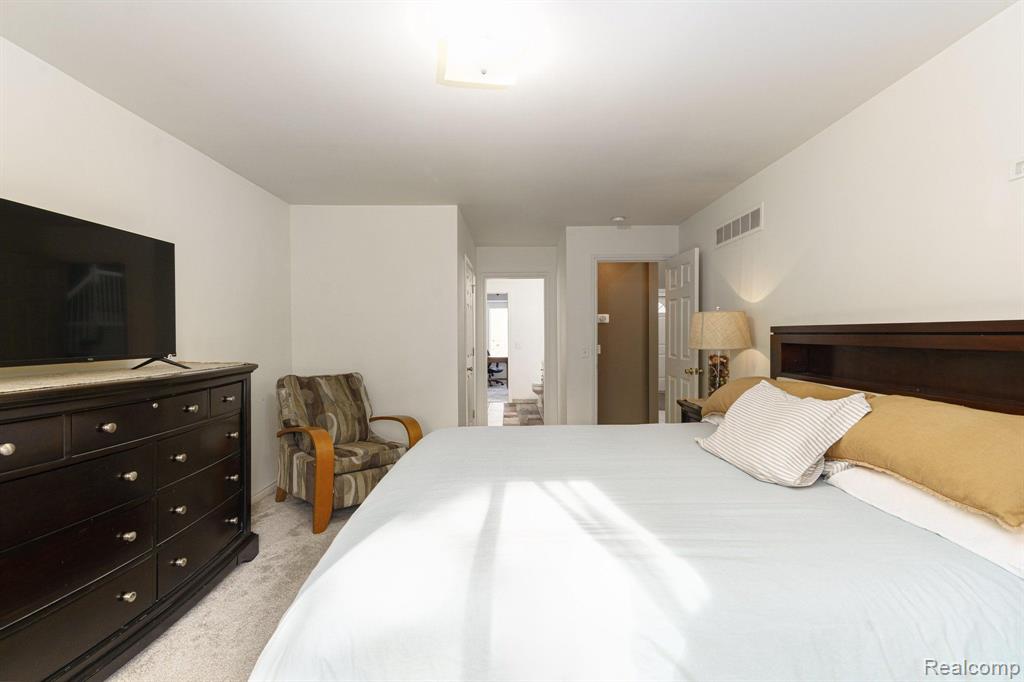 230 E Elizabeth Street, Lake Orion, MI 48362 — Photo 40