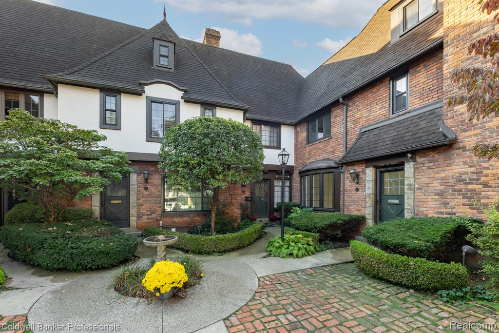 42 Cranford Lane, Grosse Pointe, MI 48230 — Photo 45
