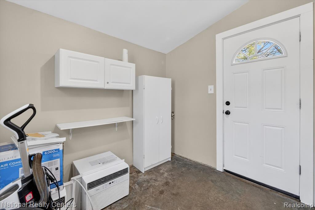 38982 Wabash Street, Romulus, MI 48174 — Photo 26