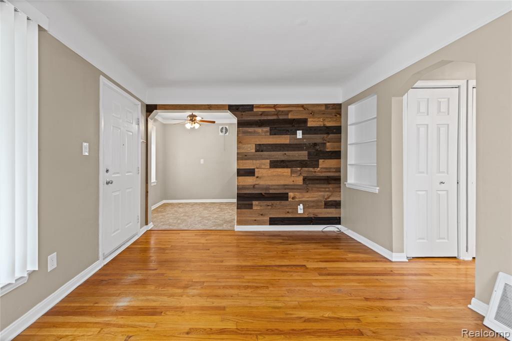 13261 Ward Street, Southgate, MI 48195 — Photo 8