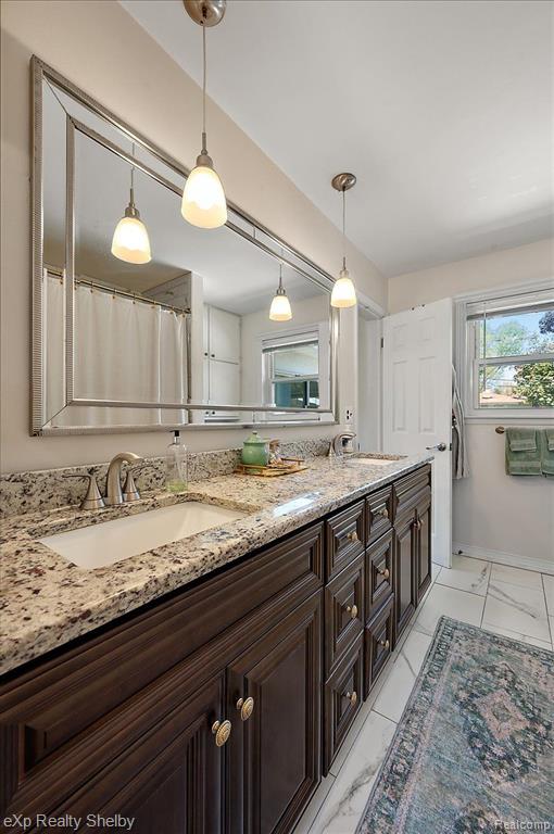 8929 HEADLEY Drive, Sterling Heights, MI 48314 — Photo 18