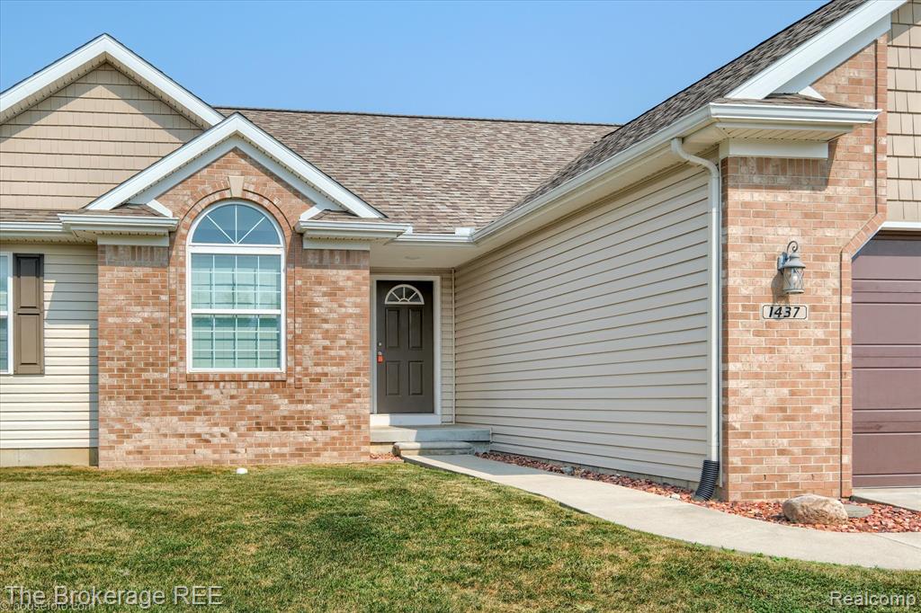 1437 Pondview Drive, Davison, MI 48423 — Photo 2