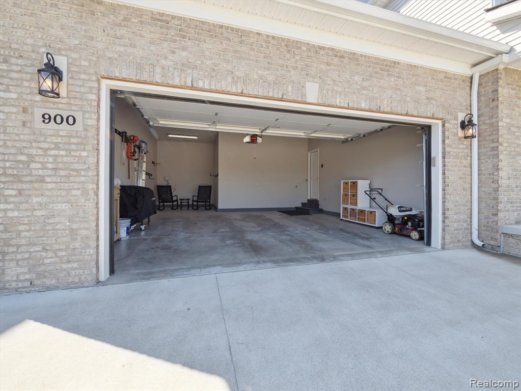 900 N MILL Street, South Lyon, MI 48178 — Photo 44