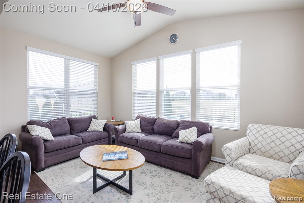 120 Crestview Drive, Rochester, MI 48306 — Photo 18