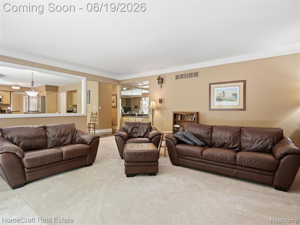 8829 WOODBERRY Road, Plymouth, MI 48170 — Photo 13