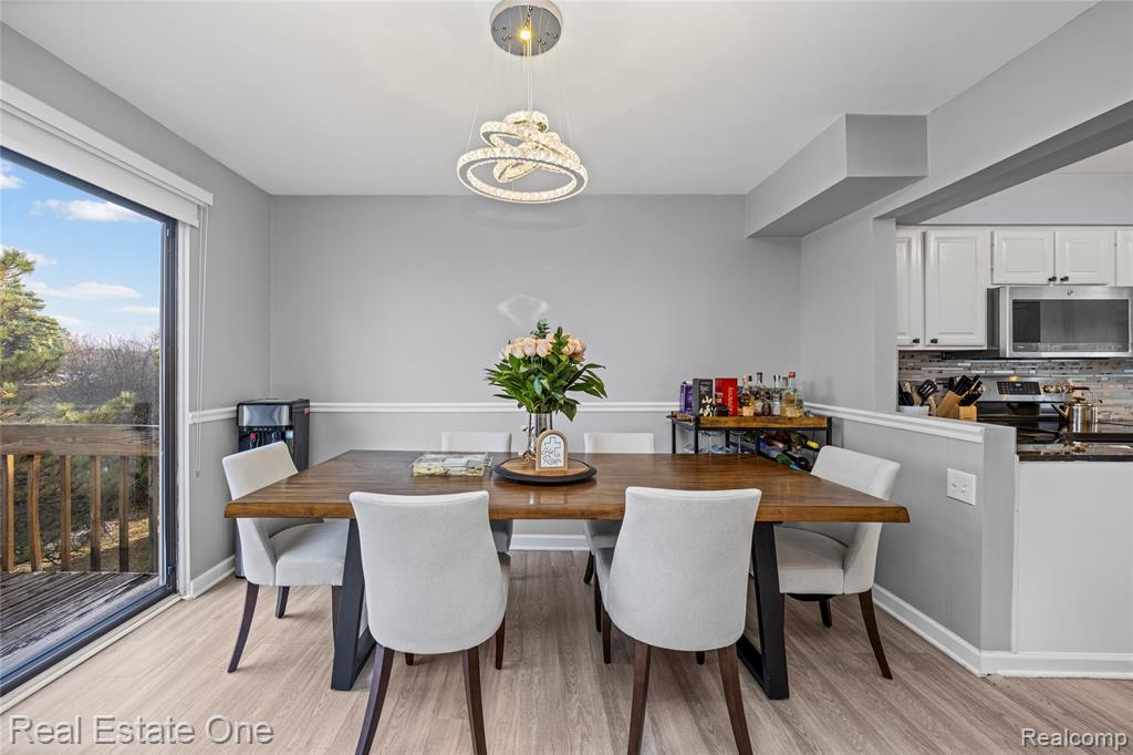 5273 Wright Way E, West Bloomfield, MI — Photo 19