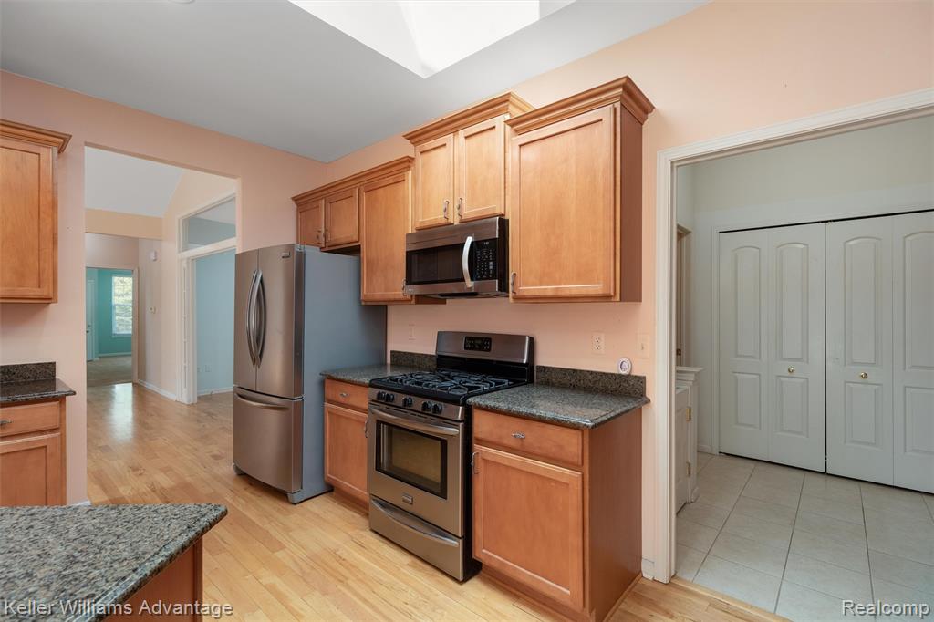 50003 Samuel Court, Shelby Twp, MI 48317 — Photo 14