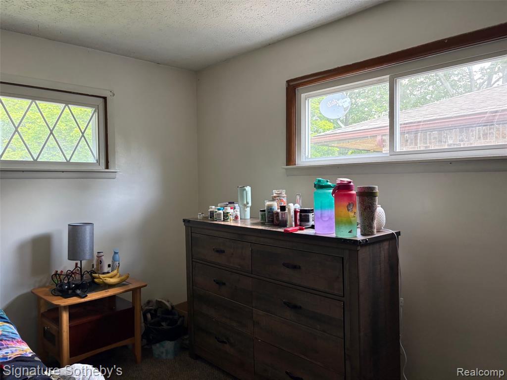 686 E Columbia Avenue, Pontiac, MI 48340 — Photo 6