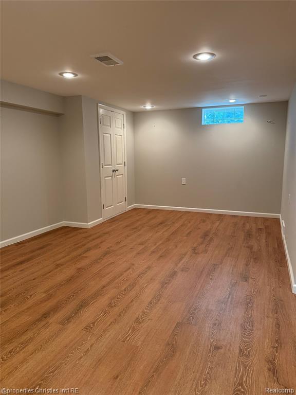 4003 Elmhurst Avenue, Royal Oak, MI 48073 — Photo 16