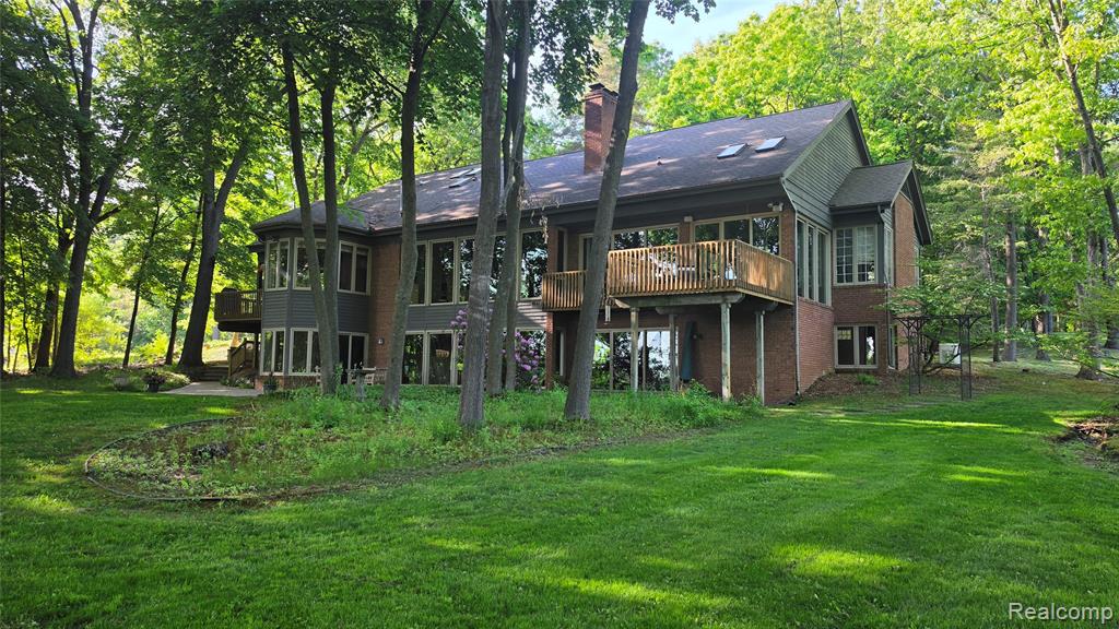 2323 Addaleen Road, Highland, MI