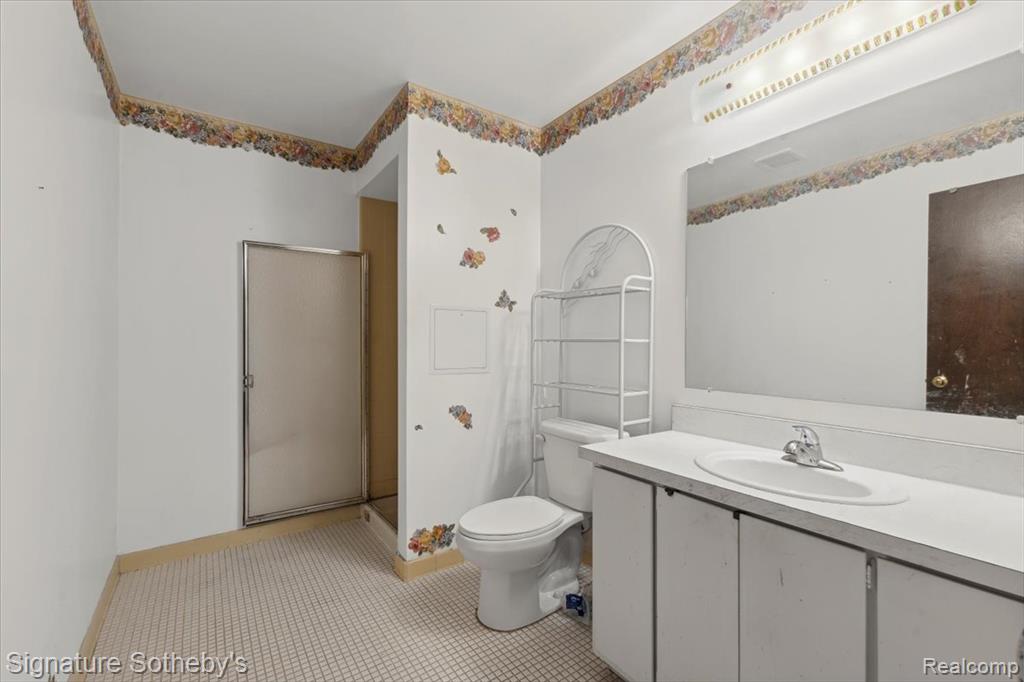 27671 W Echo Valley, Farmington Hills, MI 48334 — Photo 13
