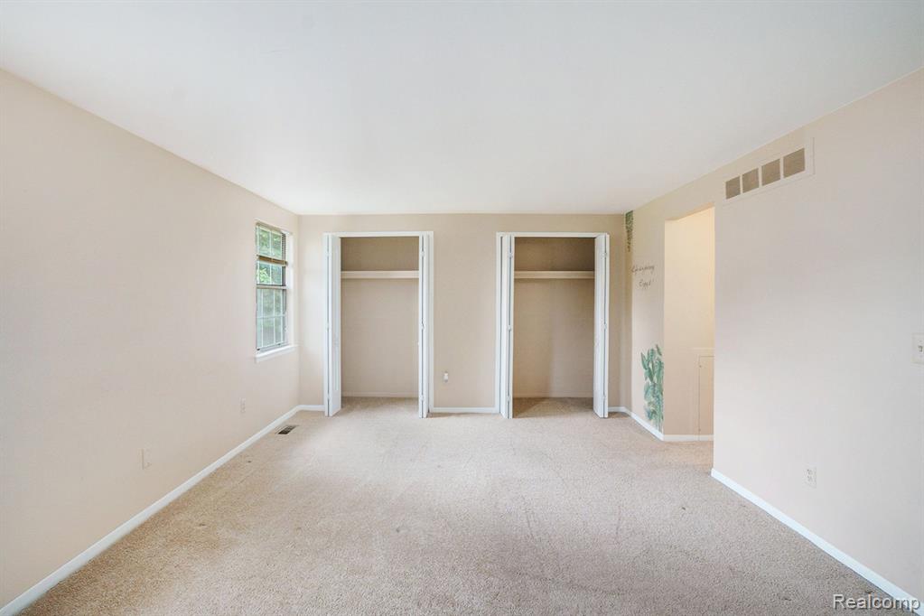 5335 BREEZE HILL, Troy, MI 48098 — Photo 9