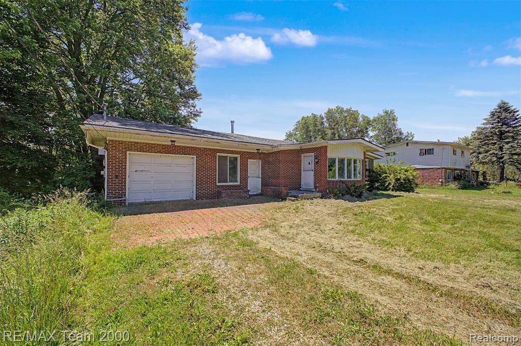 2145 Oakville Waltz Road, Ash, MI 48164 — Photo 2