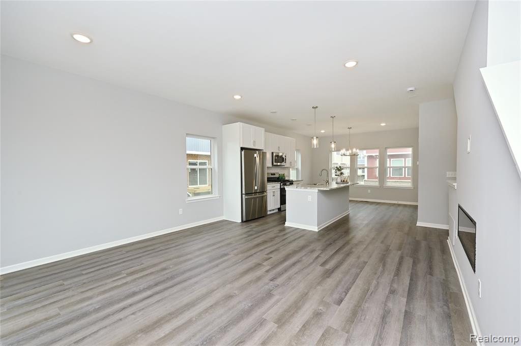 764 Huntley Lane, Troy, MI 48085 — Photo 10