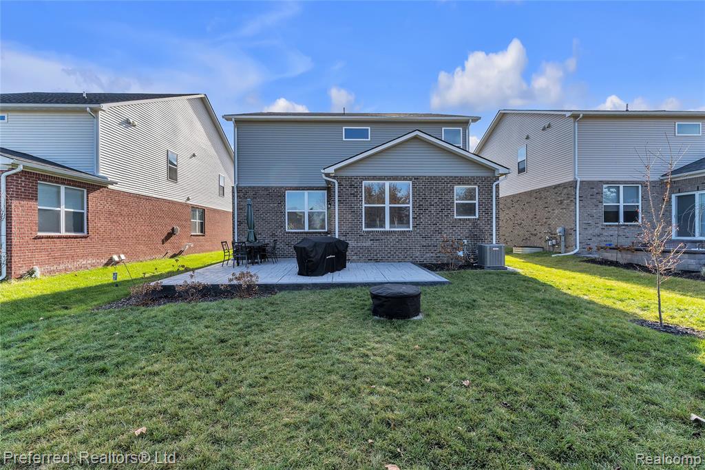 49720 Shoreline Drive, Canton, MI 48187 — Photo 61