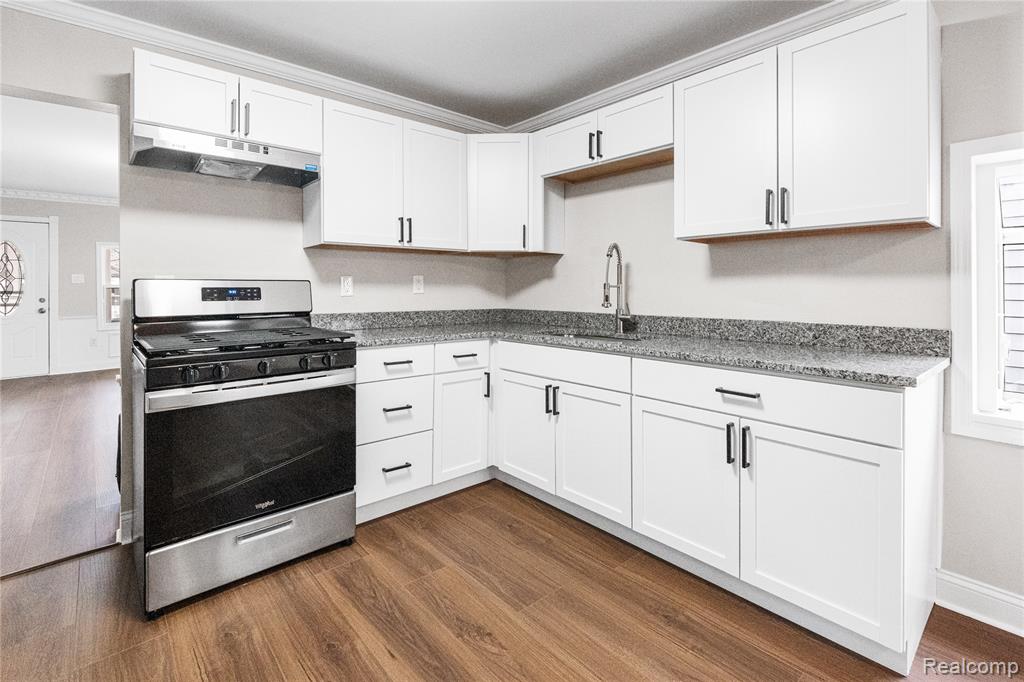 7052 Studebaker Avenue, Warren, MI 48091 — Photo 13