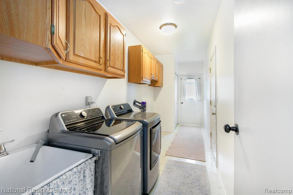 44947 Partridge Drive, Plymouth, MI 48170 — Photo 18