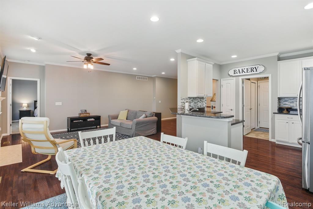 3121 BELLE TERRE, Commerce Twp, MI 48382 — Photo 14