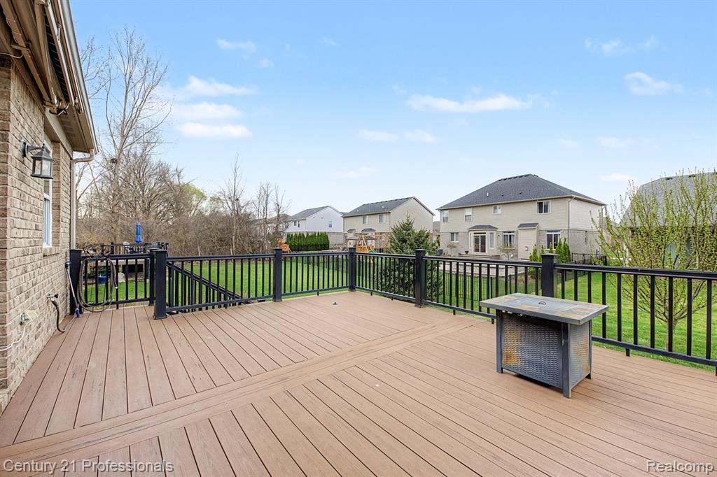 49455 Messara Drive, Macomb, MI 48042 — Photo 45