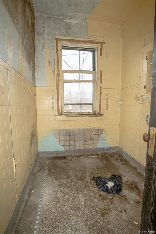 13626 Troester Street, Detroit, MI 48205 — Photo 9