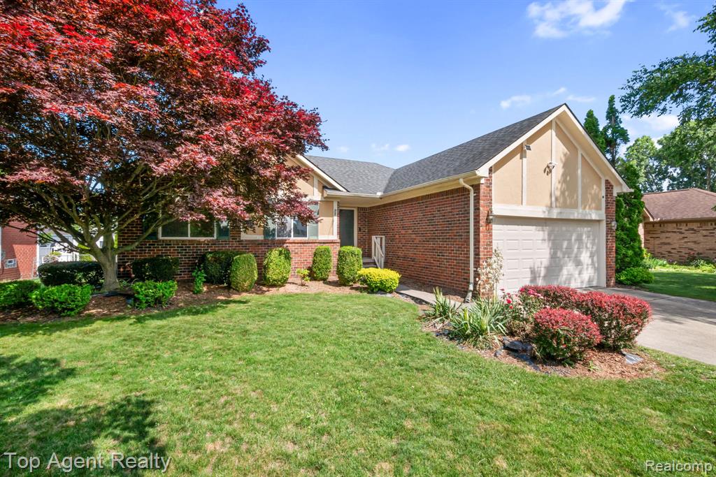 52806 Muirfield Drive, New Baltimore, MI — Photo 49