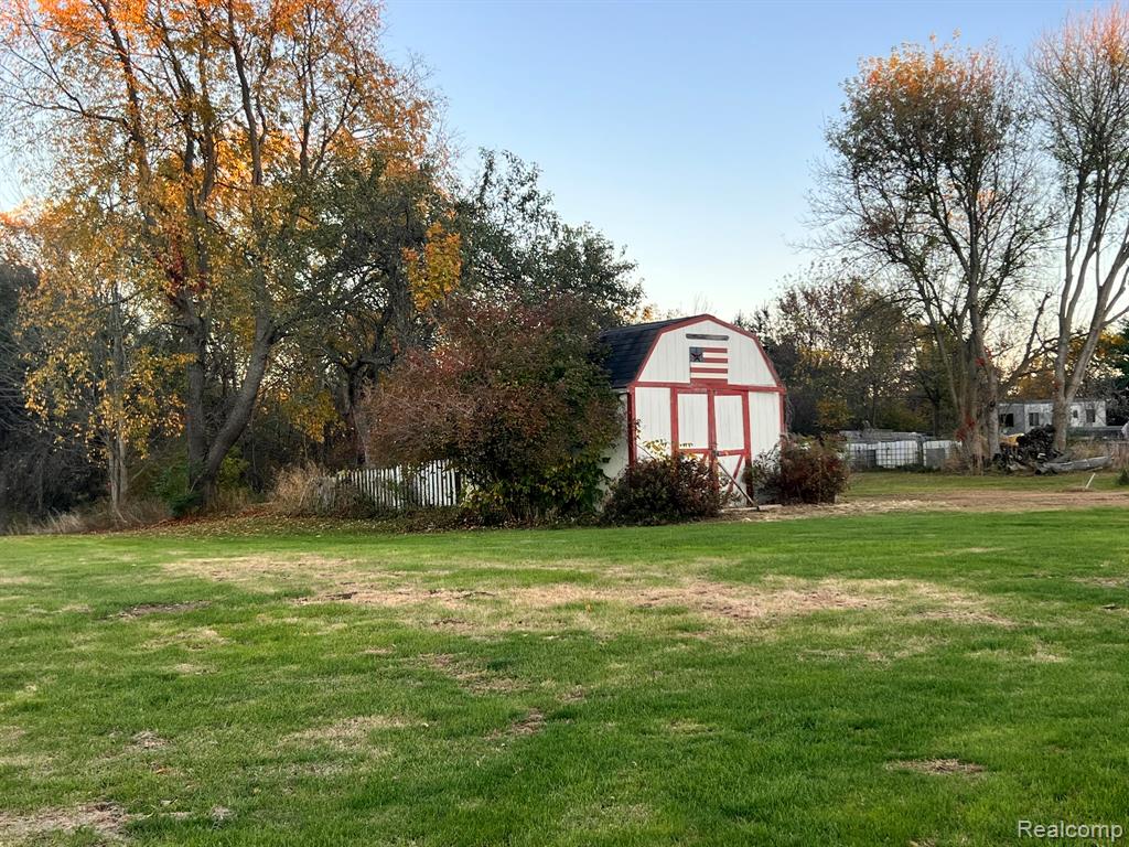 59 S Bassett Road, Lapeer, MI 48446 — Photo 24