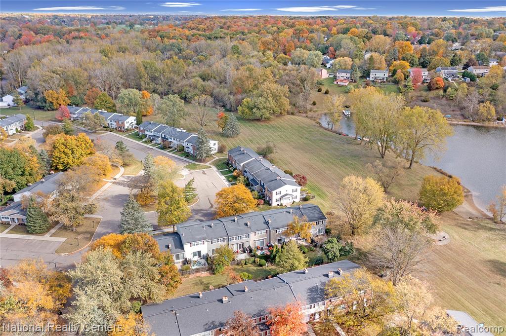 41333 Lagoon Court, Wayne, MI 48167 — Photo 4