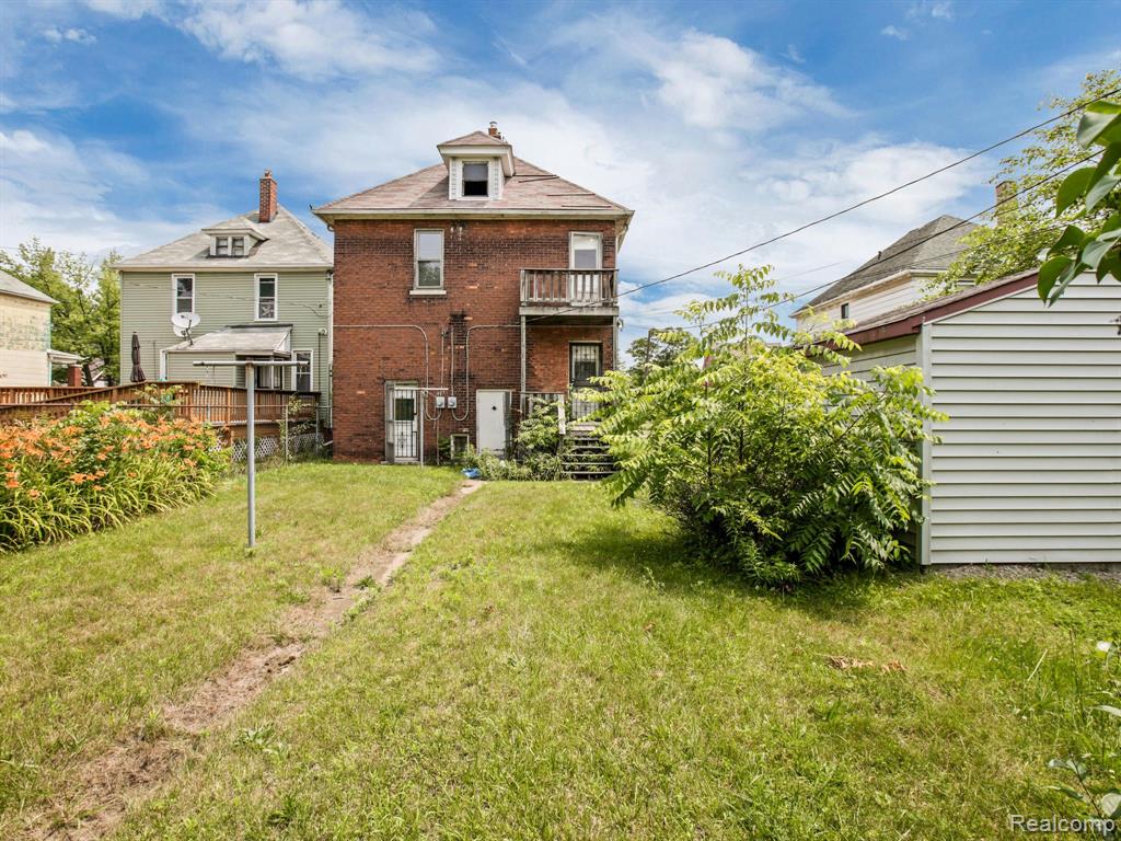 2511 SEYBURN Street, Detroit, MI 48214 — Photo 3