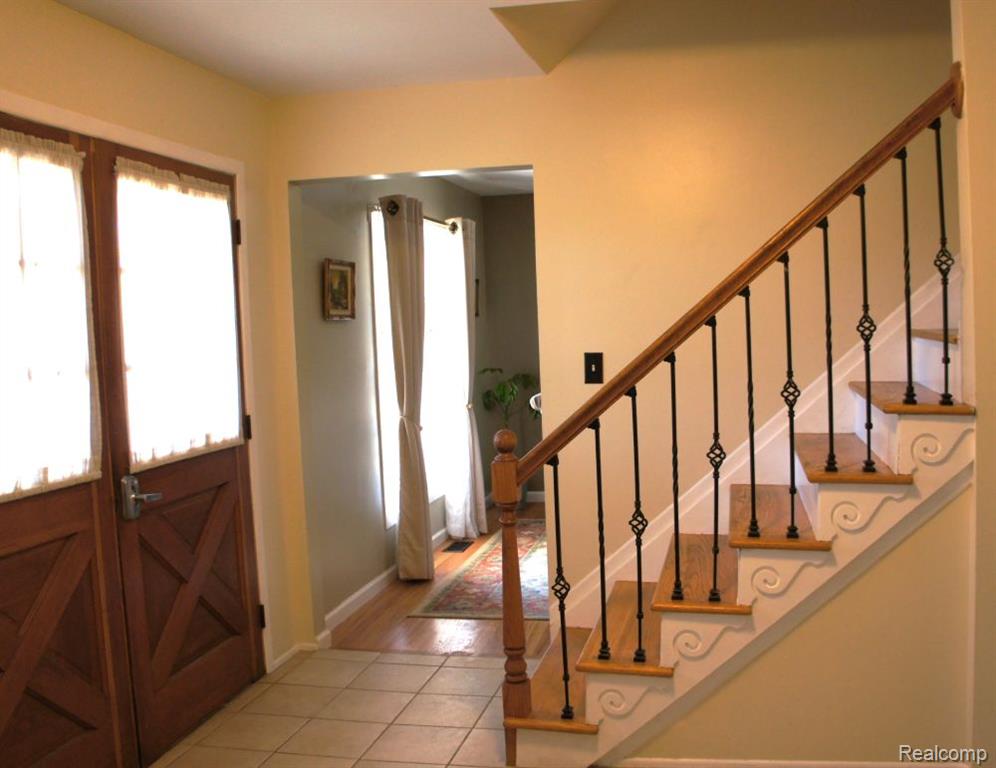 4619 Curtis Lane, Clarkston, MI — Photo 5