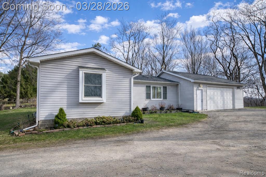 7557 Chilson Road, Pinckney, MI 48169 — Photo 36
