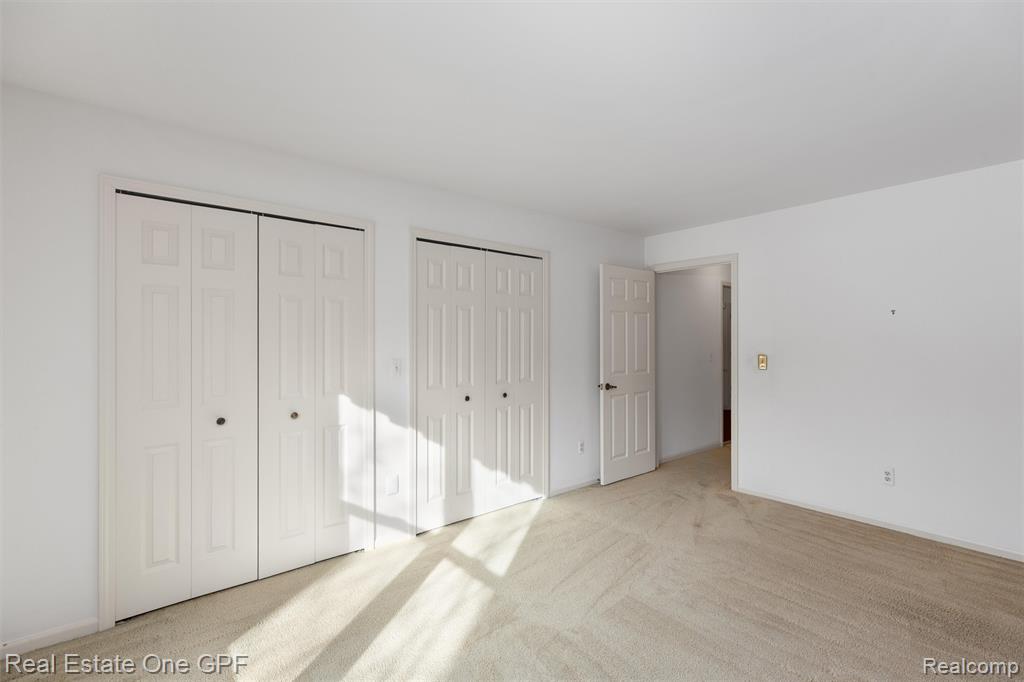 277 Kenwood Court, Grosse Pointe Farms, MI 48236 — Photo 23