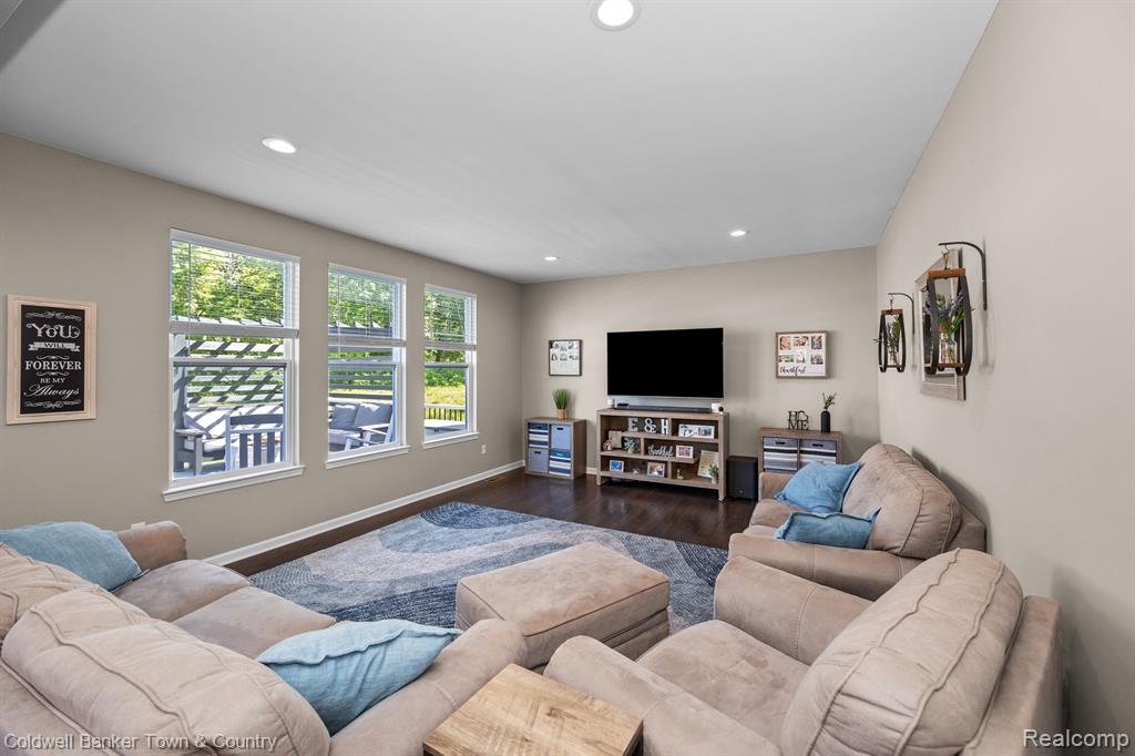 1228 CANNONADE Loop, Howell, MI 48843 — Photo 16