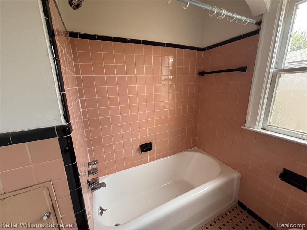 15769 Turner Street, Detroit, MI, 48238