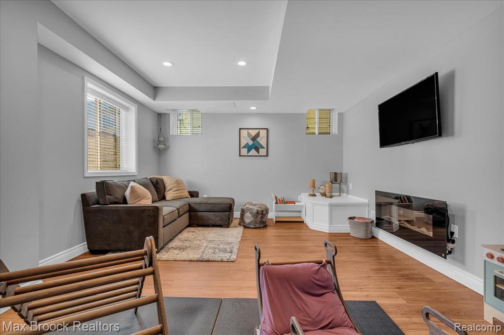 706 Chambers Street, Royal Oak, MI 48067 — Photo 35