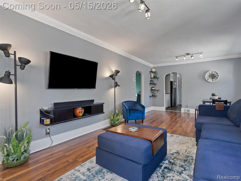 504 S Kenwood Avenue, Royal Oak, MI 48067 — Photo 9